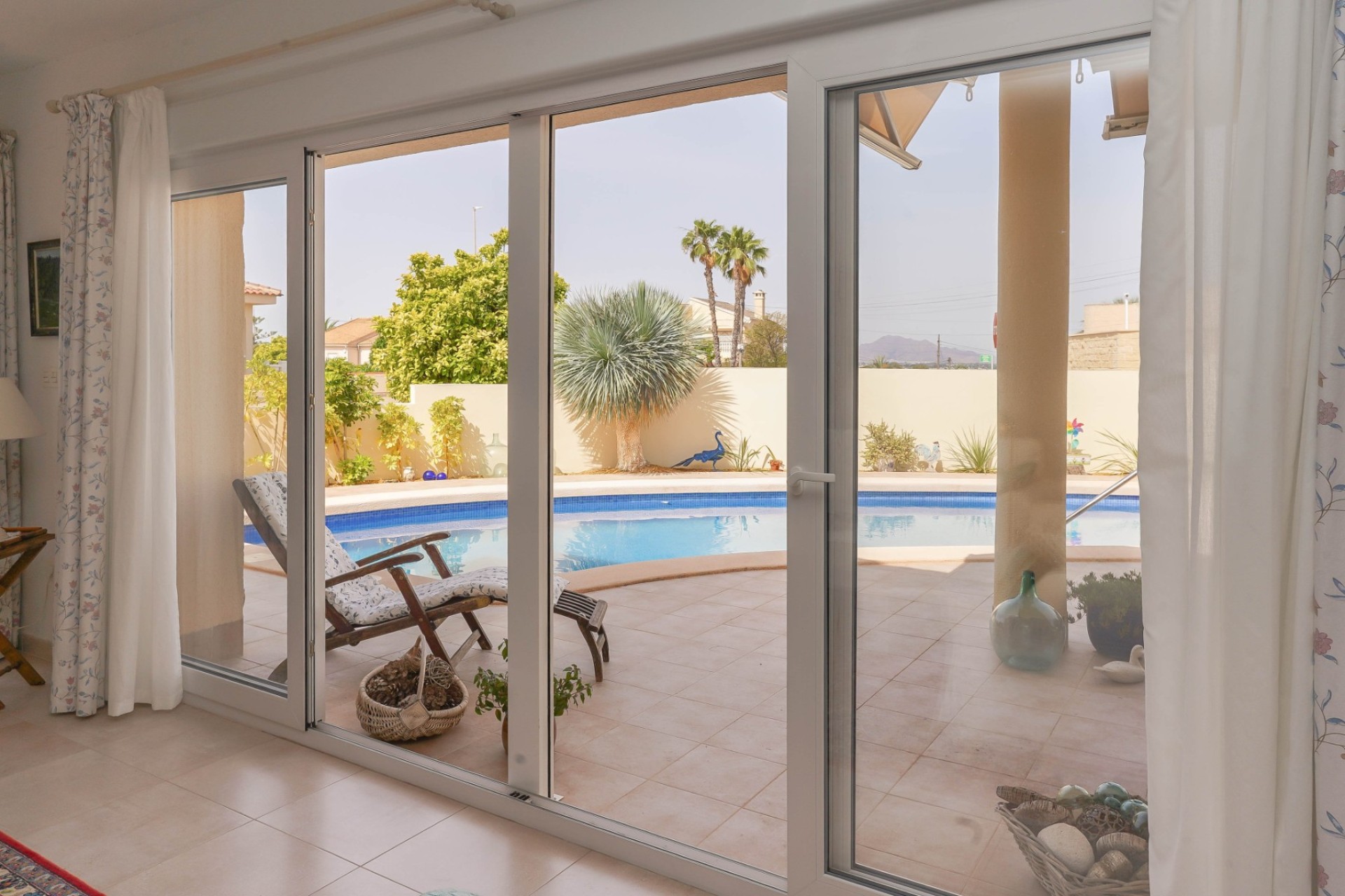 Resale - Detached Villa - La Marina - Urb. La Marina