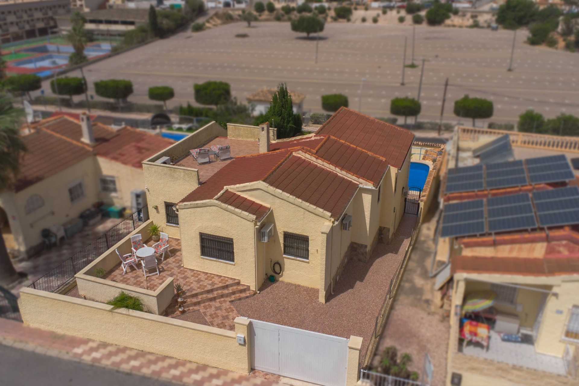 Resale - Detached Villa - La Marina - Urb. La Marina