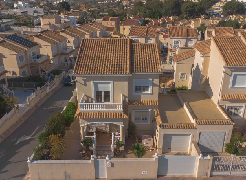 Resale - Detached Villa - La Marina - Urb. La Marina