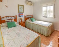 Resale - End Terrace - La Marina - Urb. La Marina