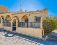 Resale - End Terrace - La Marina - Urb. La Marina