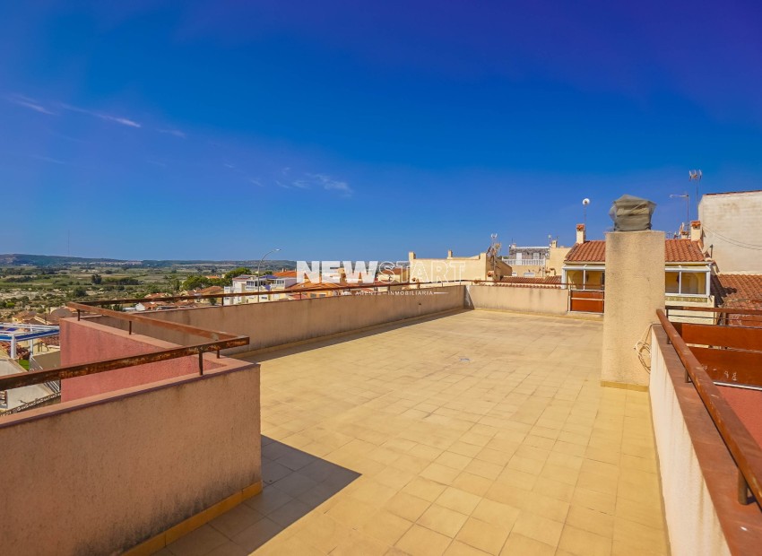 Resale - End Terraced Townhouse - La Marina - Urb. La Marina
