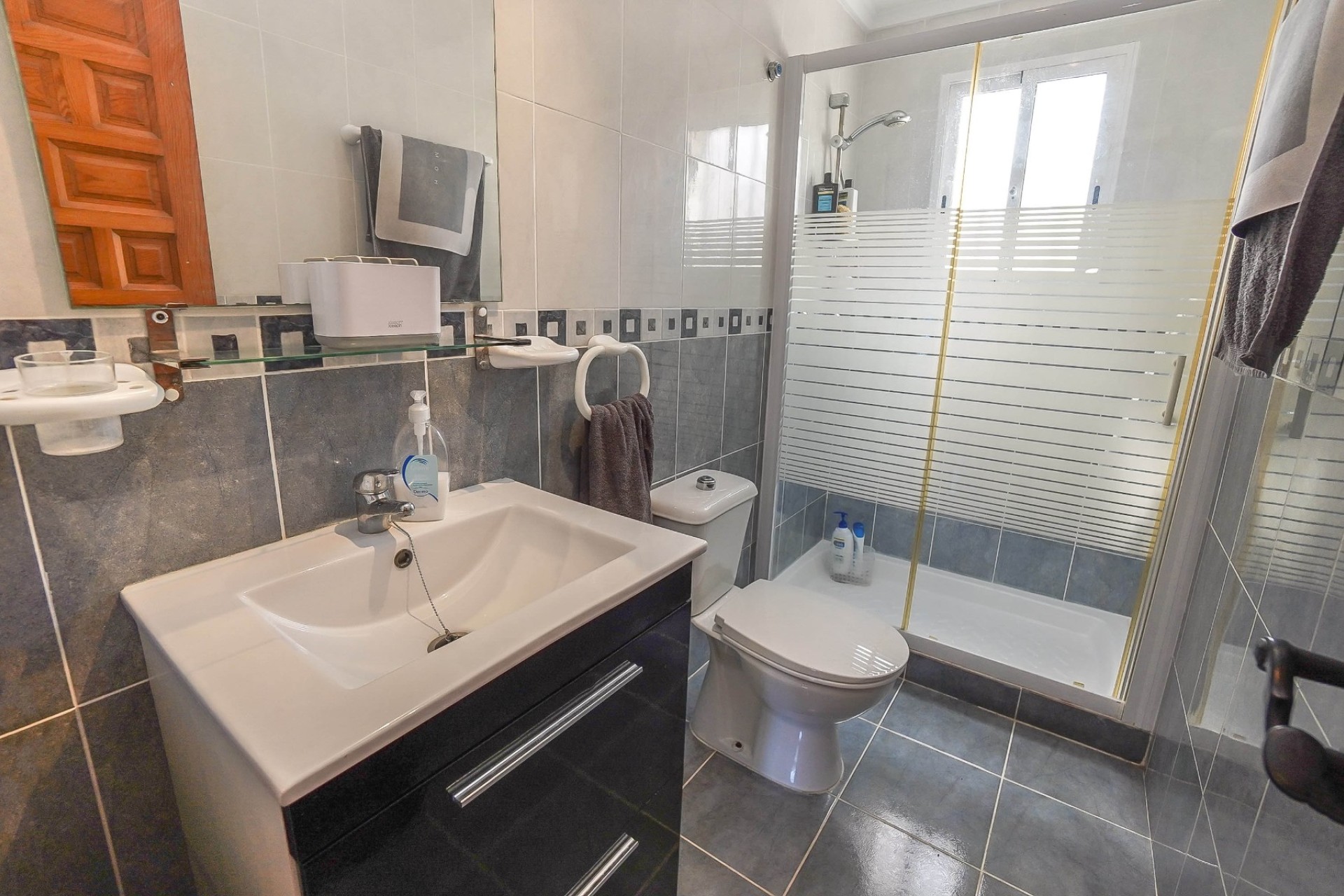 Resale - Independent Villa - La Marina - Urb. La Marina