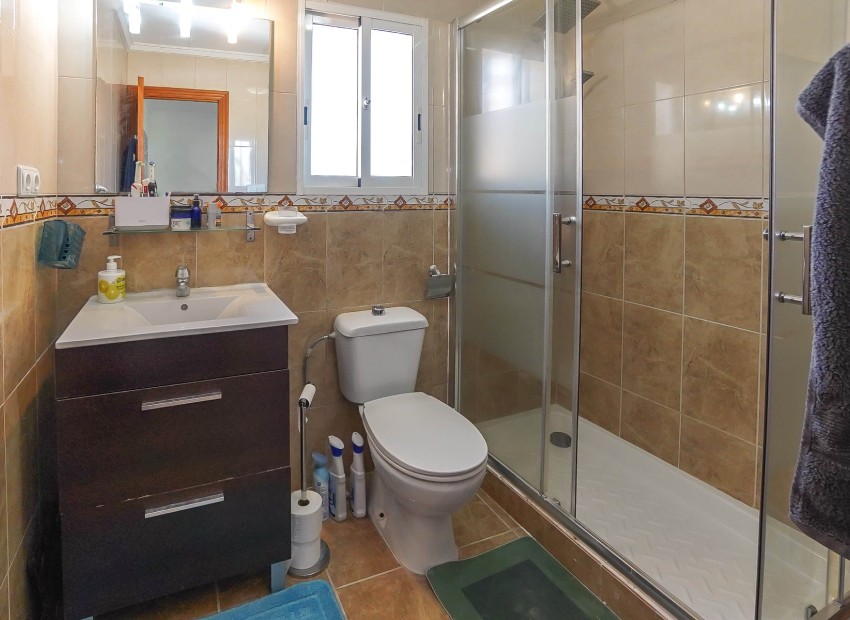 Resale - Independent Villa - La Marina - Urb. La Marina