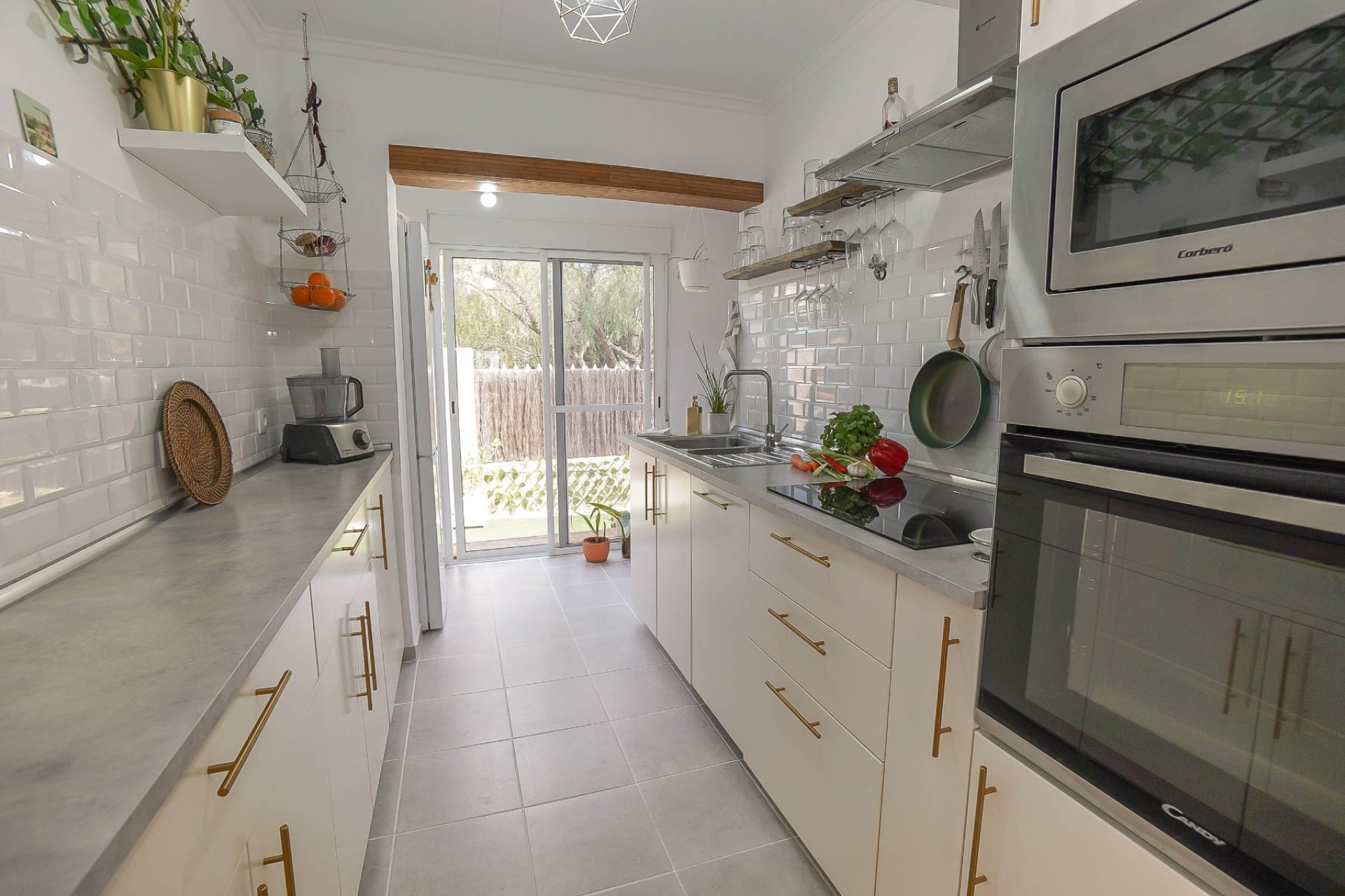 Resale - Independent Villa - La Marina - Urb. La Marina