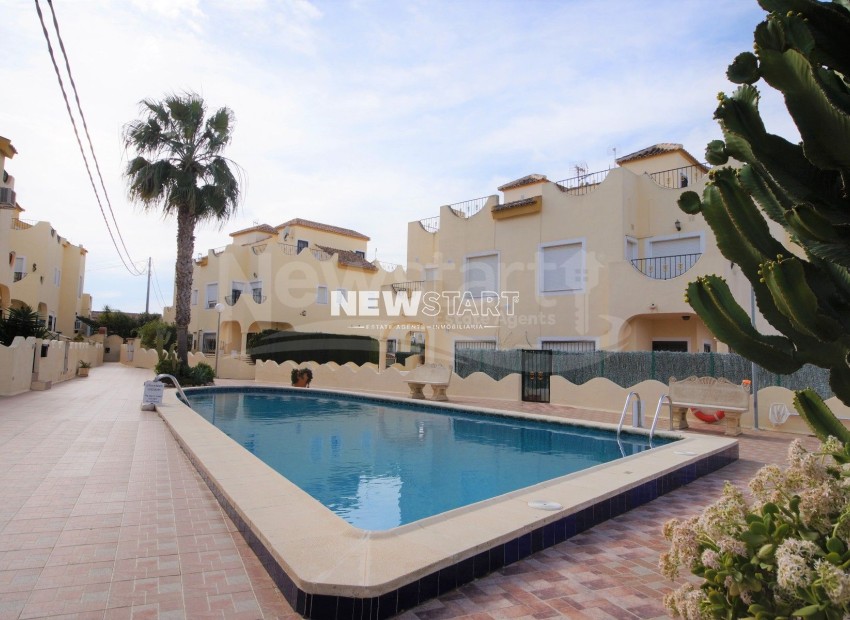 Resale -  - La Marina - Urb. El Oasis