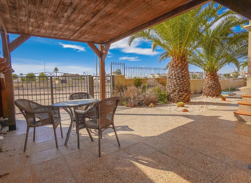 Resale -  - La Marina - Urb. El Oasis