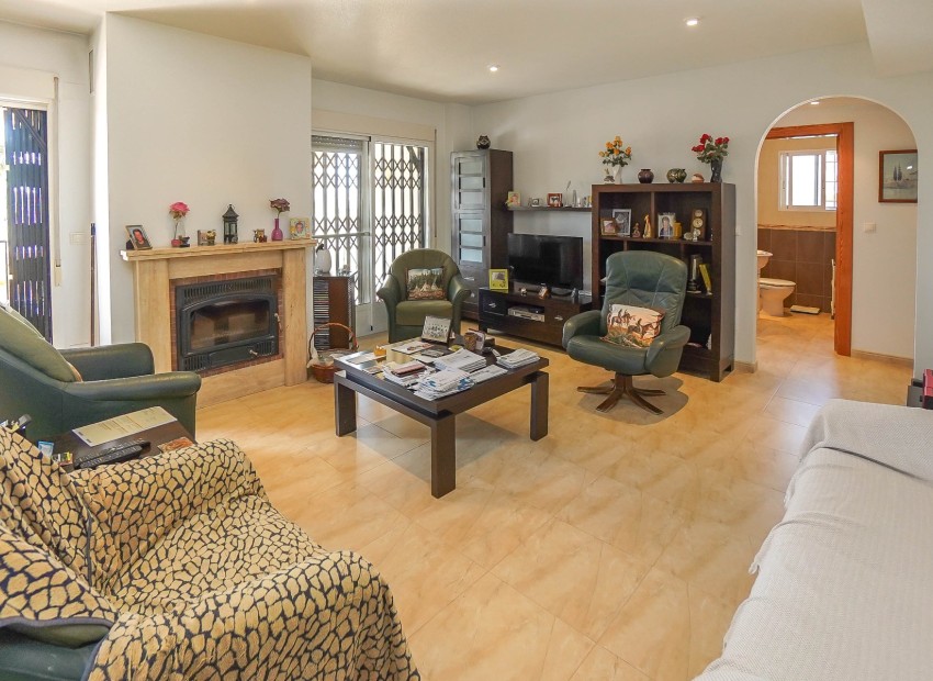 Resale -  - La Marina - Urb. El Oasis