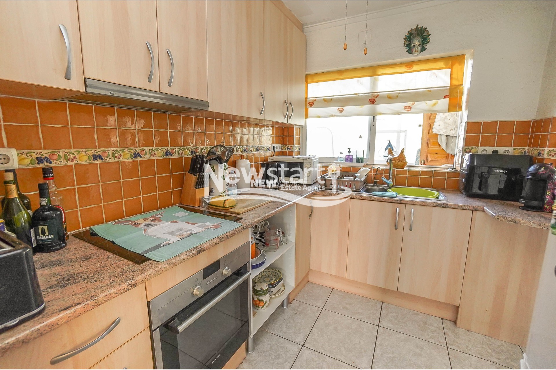 Resale -  - La Marina - Urb. La Marina