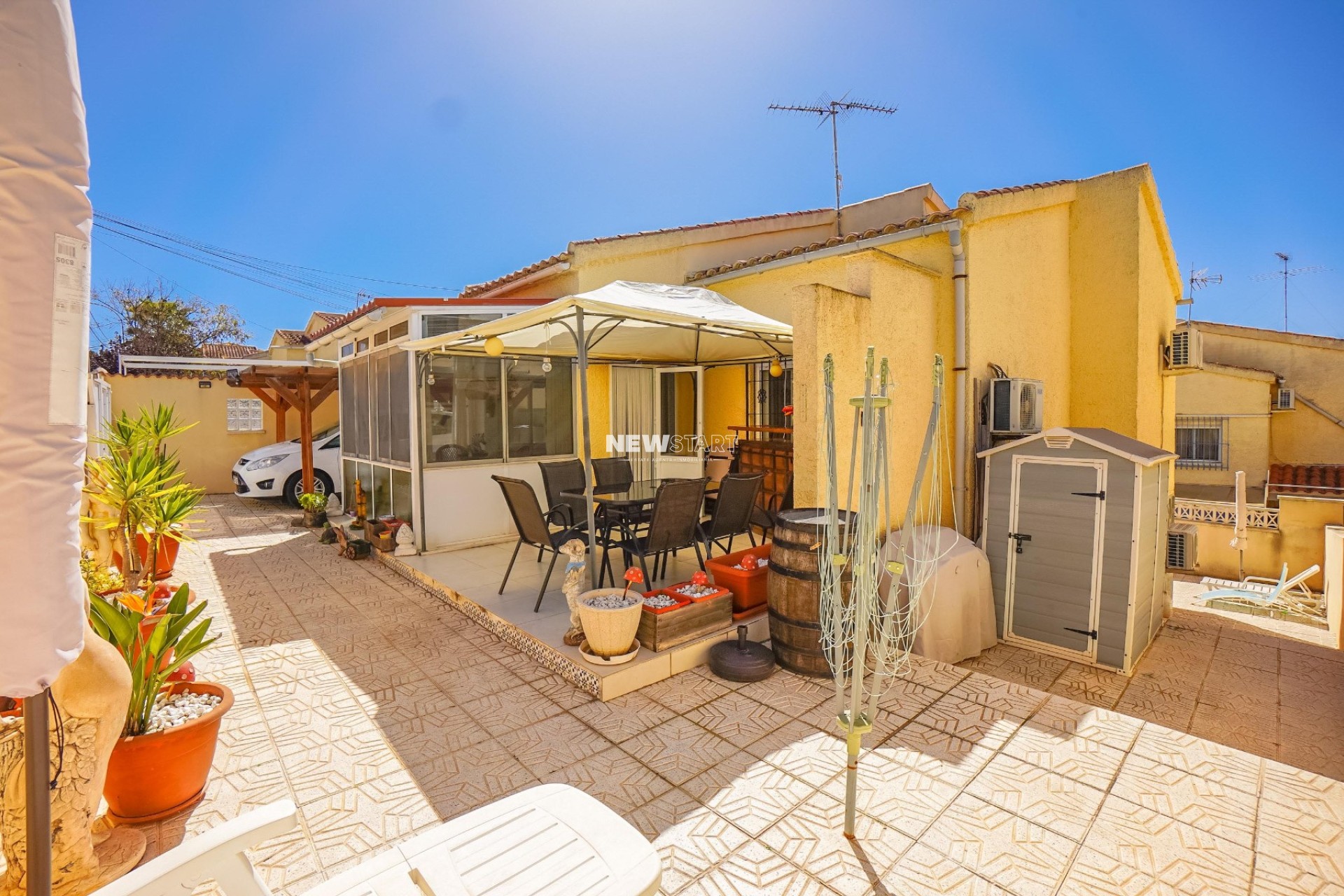 Resale -  - La Marina - Urb. La Marina