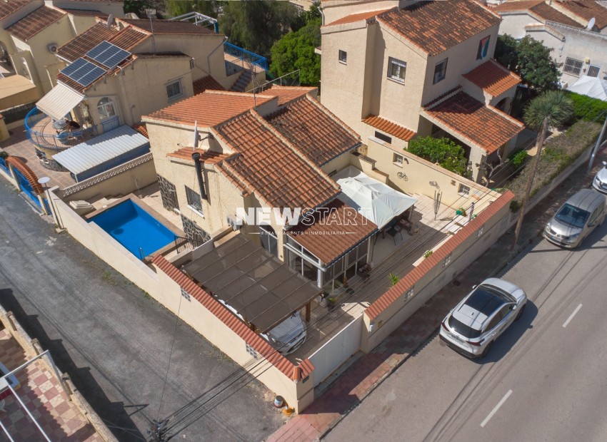 Resale -  - La Marina - Urb. La Marina