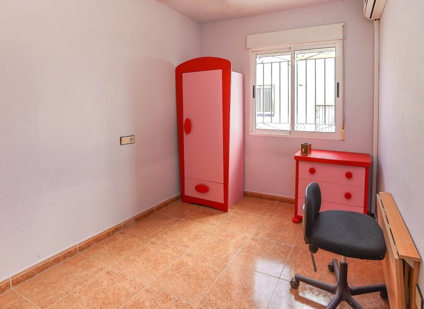 Resale - Quad - Julia - La Marina - Urb. La Marina