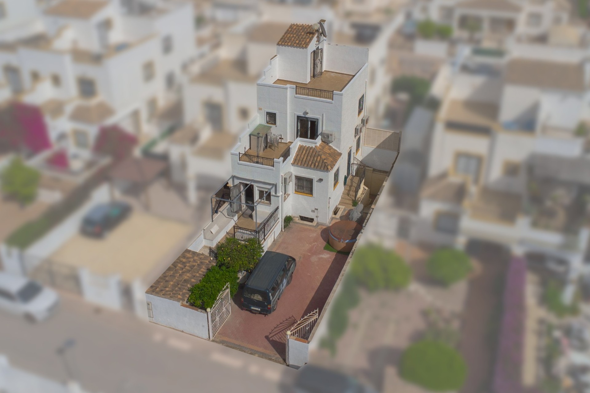 Resale - Quad - Julia - La Marina - Urb. La Marina