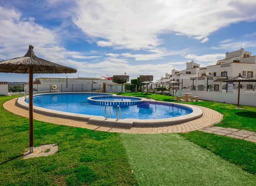 Resale - Quad - Julia - La Marina - Urb. La Marina