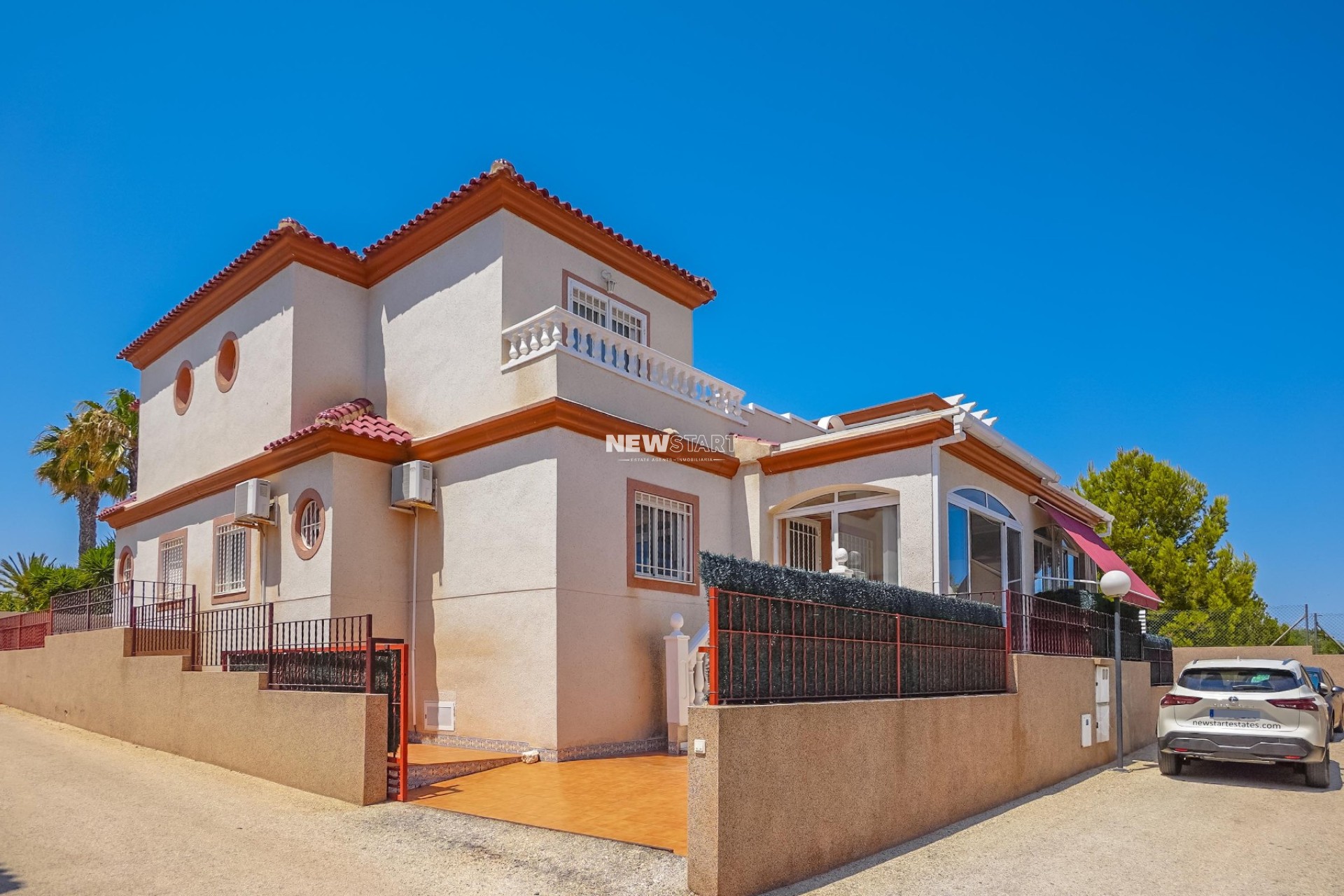 Resale - Quad - La Marina - Urb. La Escuera