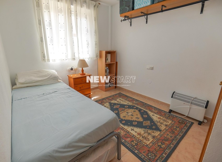 Resale - Quad - La Marina - Urb. La Escuera