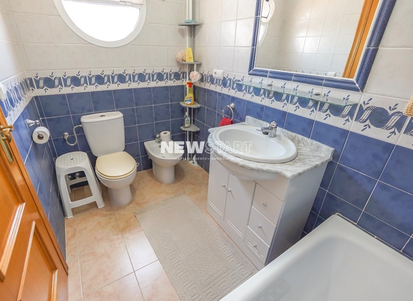 Resale - Quad - La Marina - Urb. La Escuera