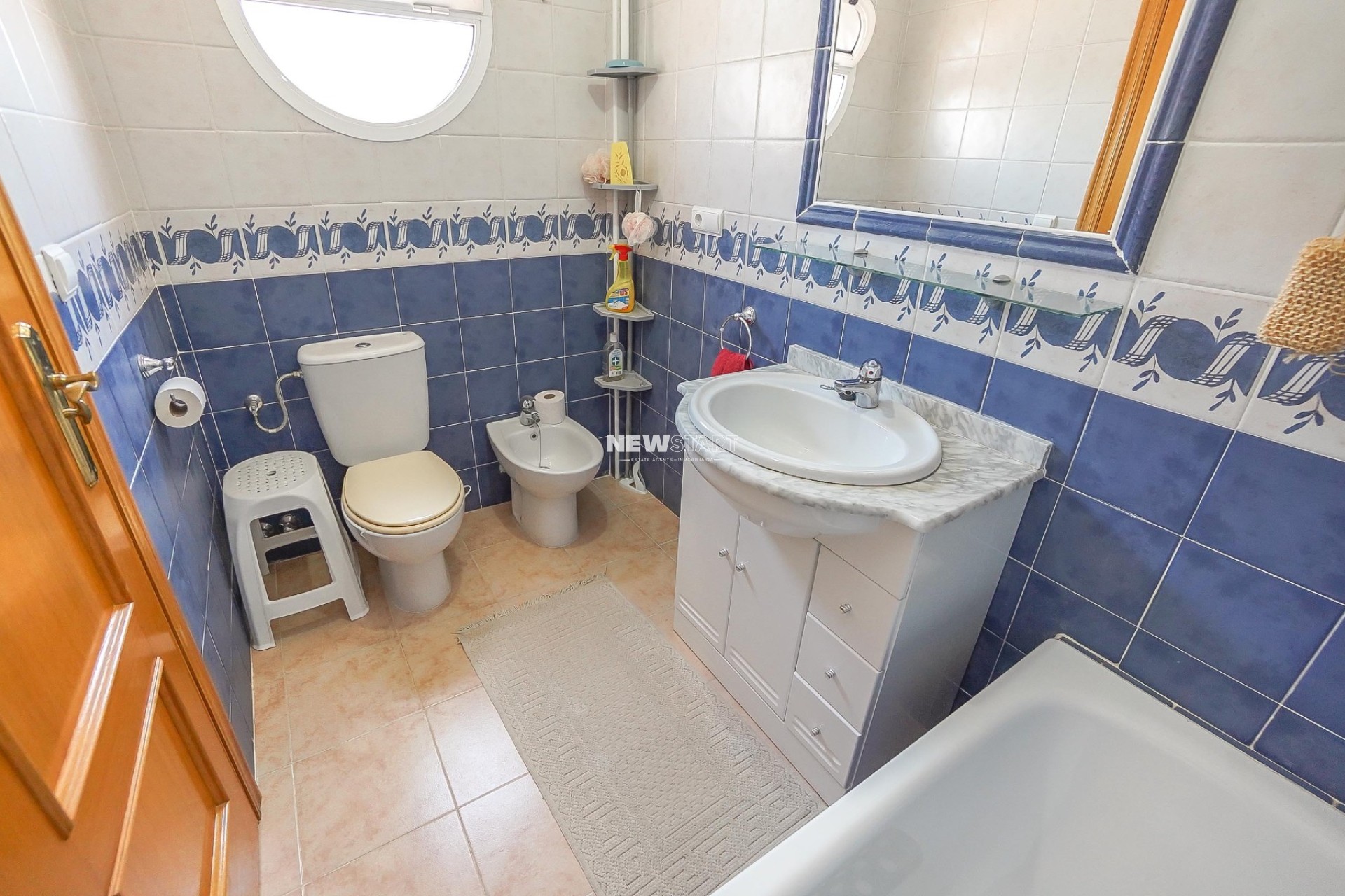 Resale - Quad - La Marina - Urb. La Escuera