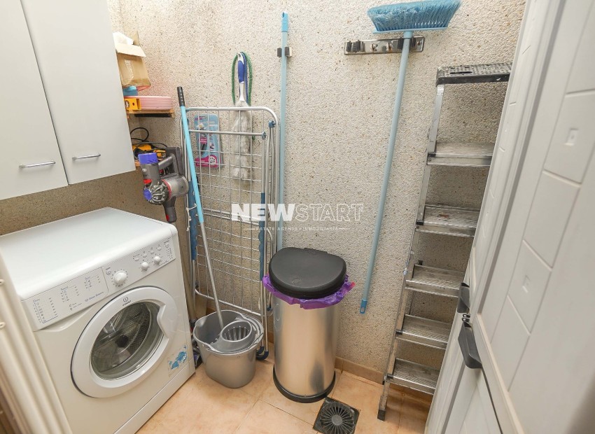 Resale - Quad - La Marina - Urb. La Escuera