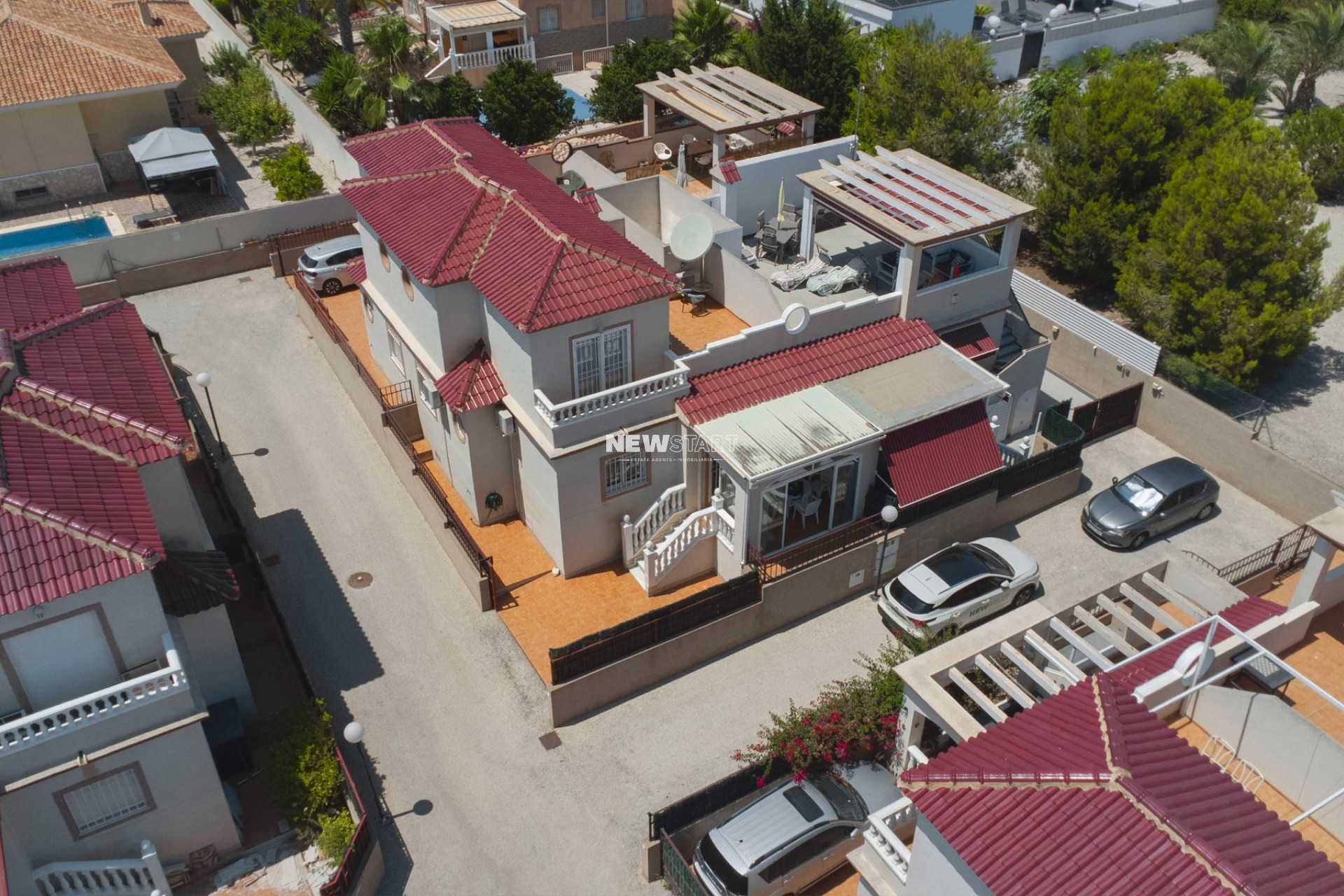 Resale - Quad - La Marina - Urb. La Escuera