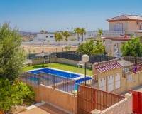 Resale - Quad - La Marina - Urb. La Marina