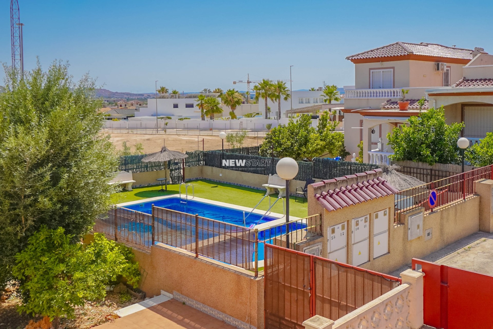 Resale - Quad - La Marina - Urb. La Marina