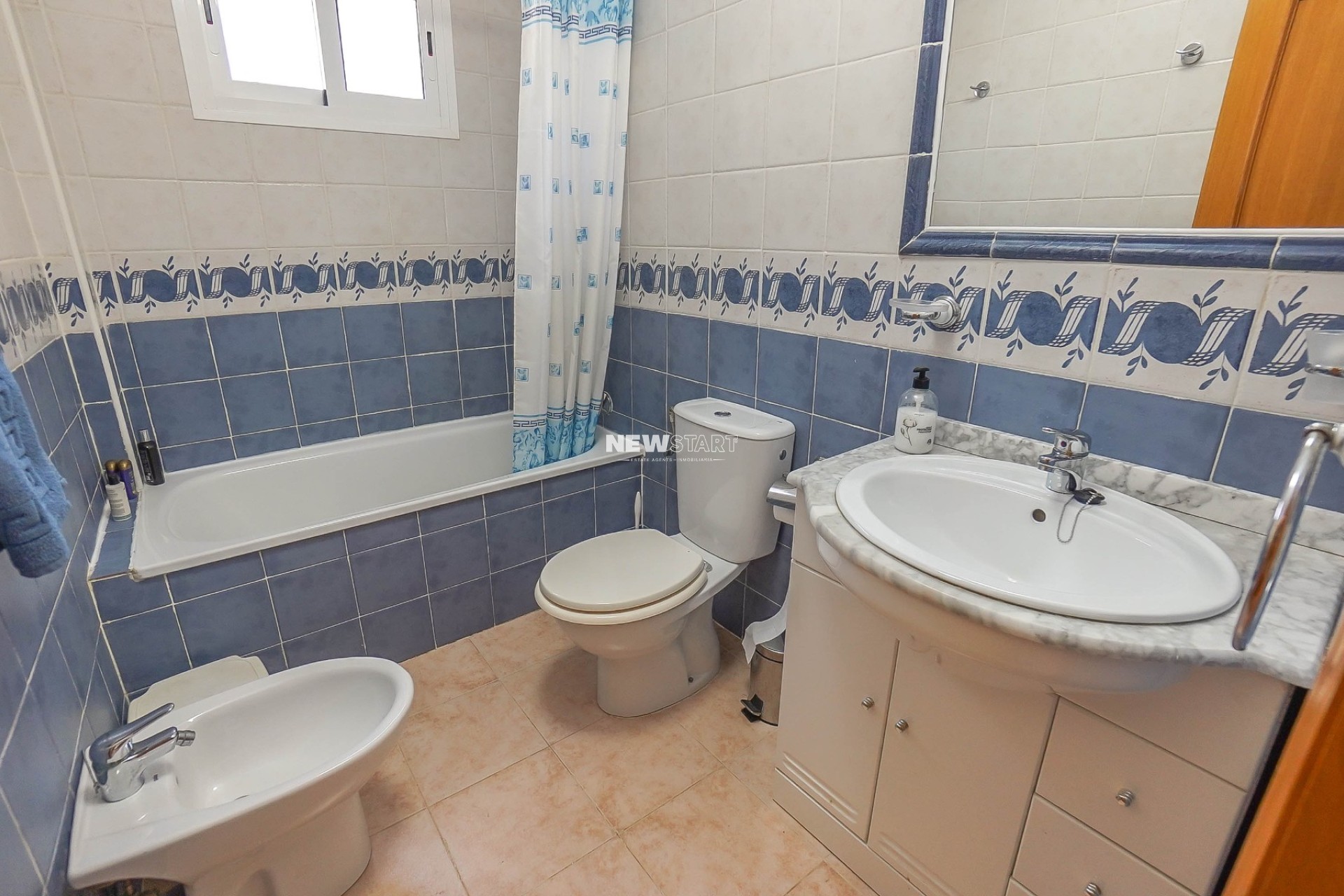 Resale - Quad - La Marina - Urb. La Marina