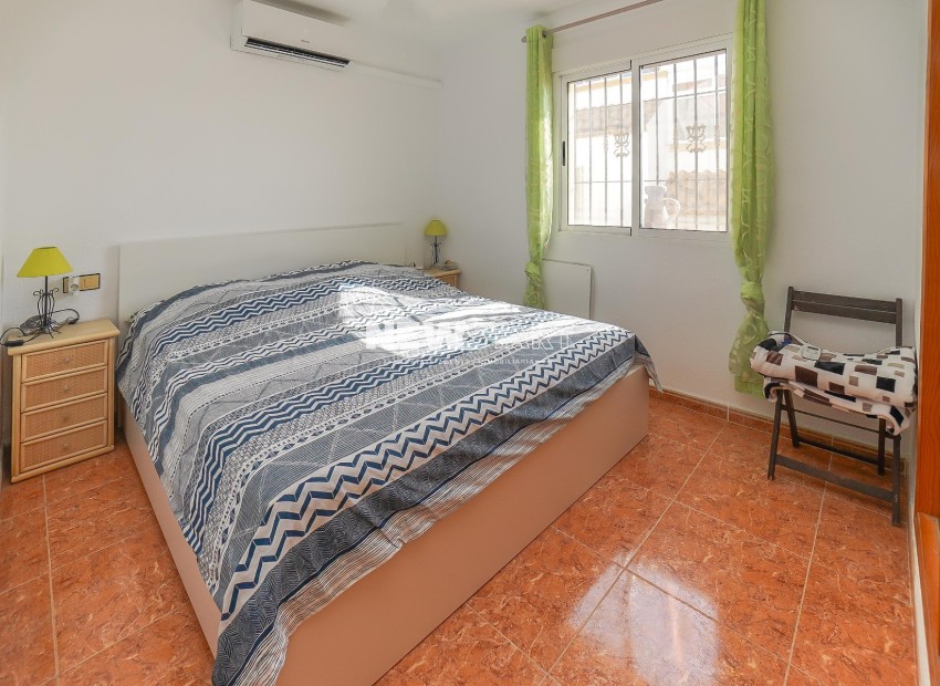 Resale - Quad - La Marina - Urb. La Marina
