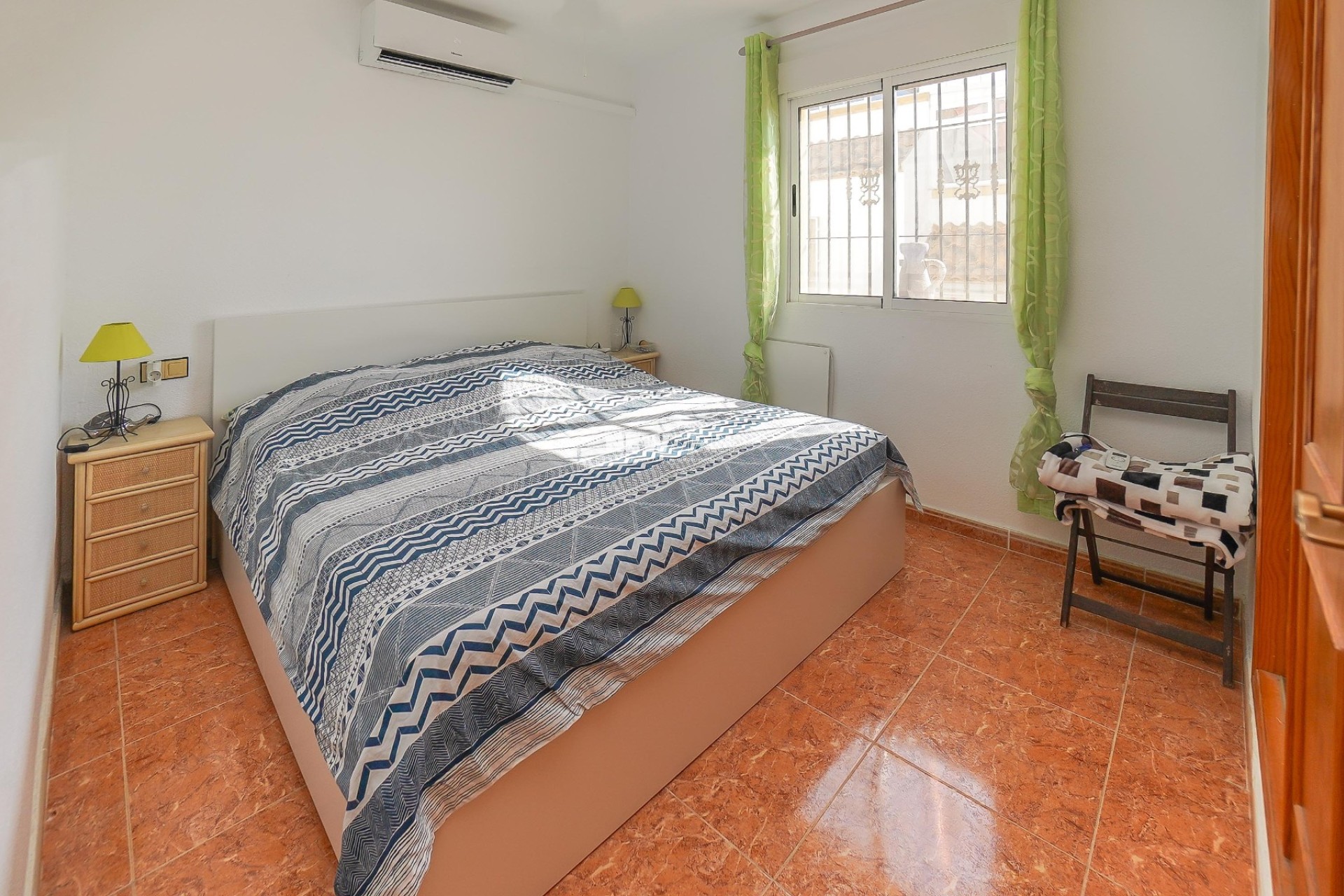 Resale - Quad - La Marina - Urb. La Marina