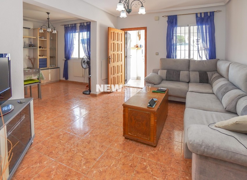 Resale - Quad - La Marina - Urb. La Marina