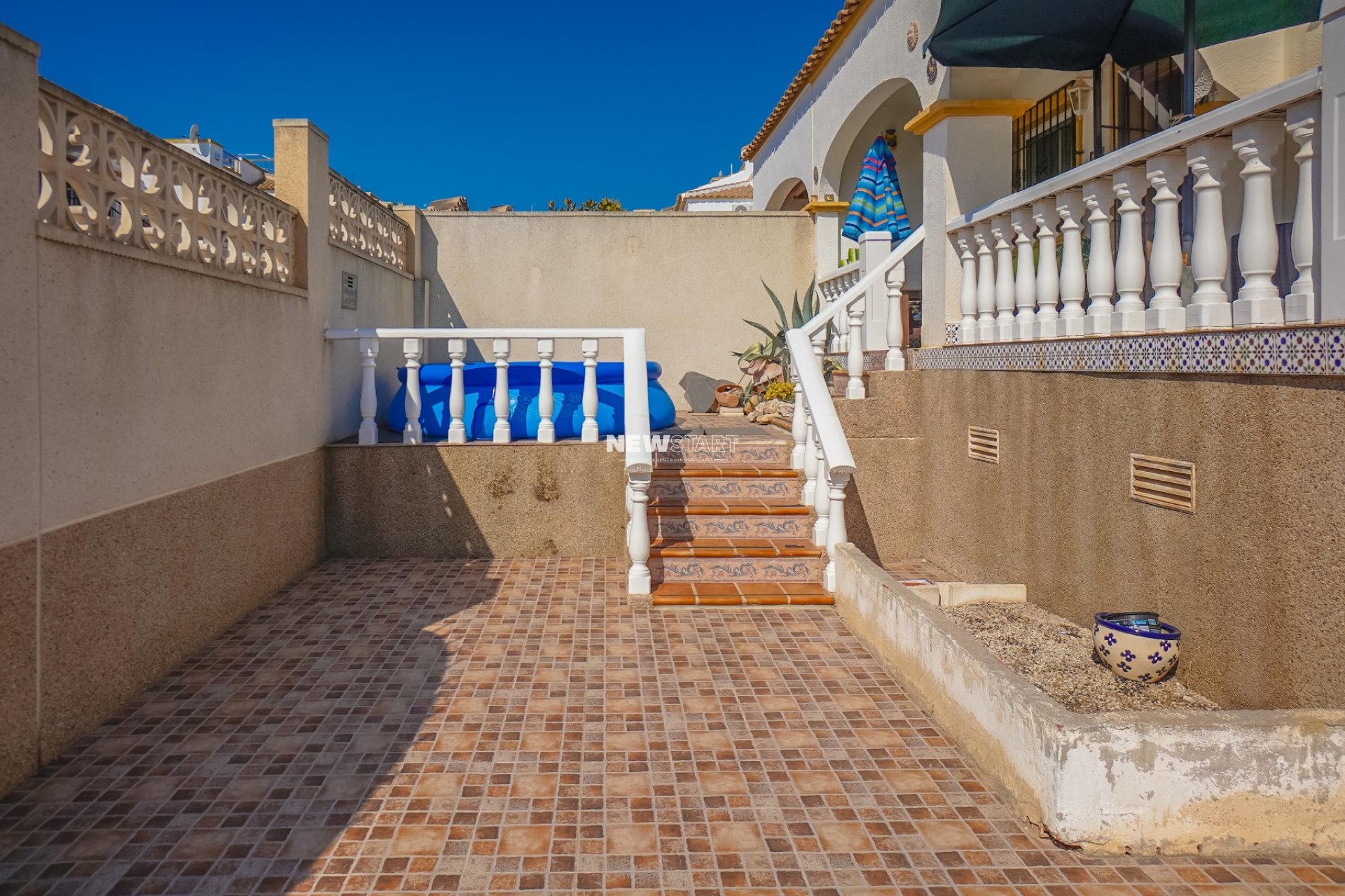 Resale - Quad - La Marina - Urb. La Marina