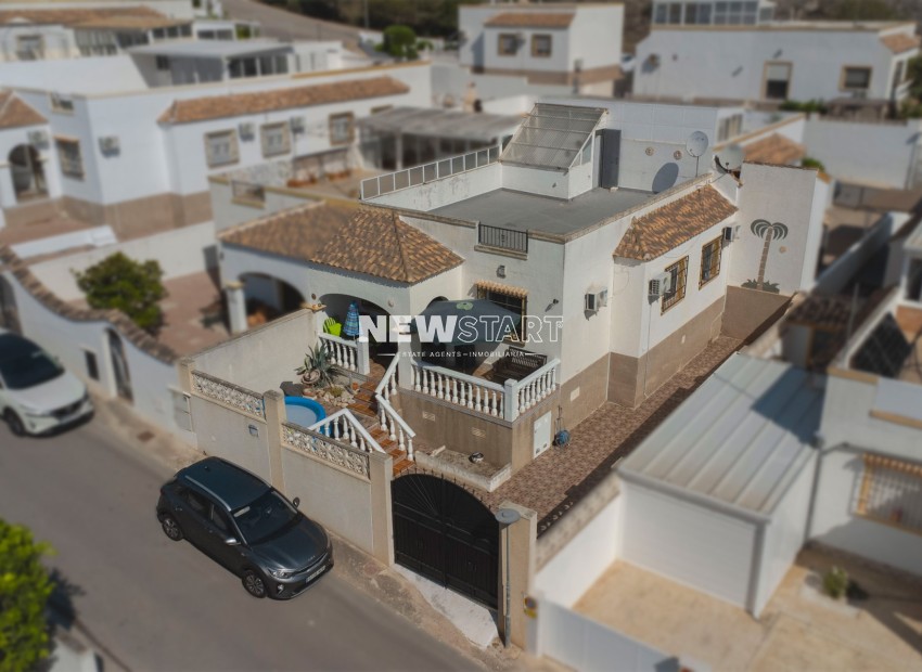 Resale - Quad - La Marina - Urb. La Marina