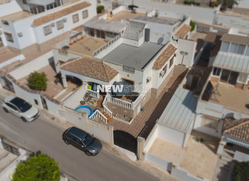 Resale - Quad - La Marina - Urb. La Marina