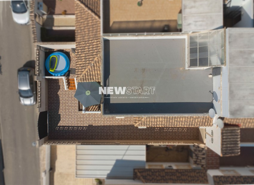 Resale - Quad - La Marina - Urb. La Marina