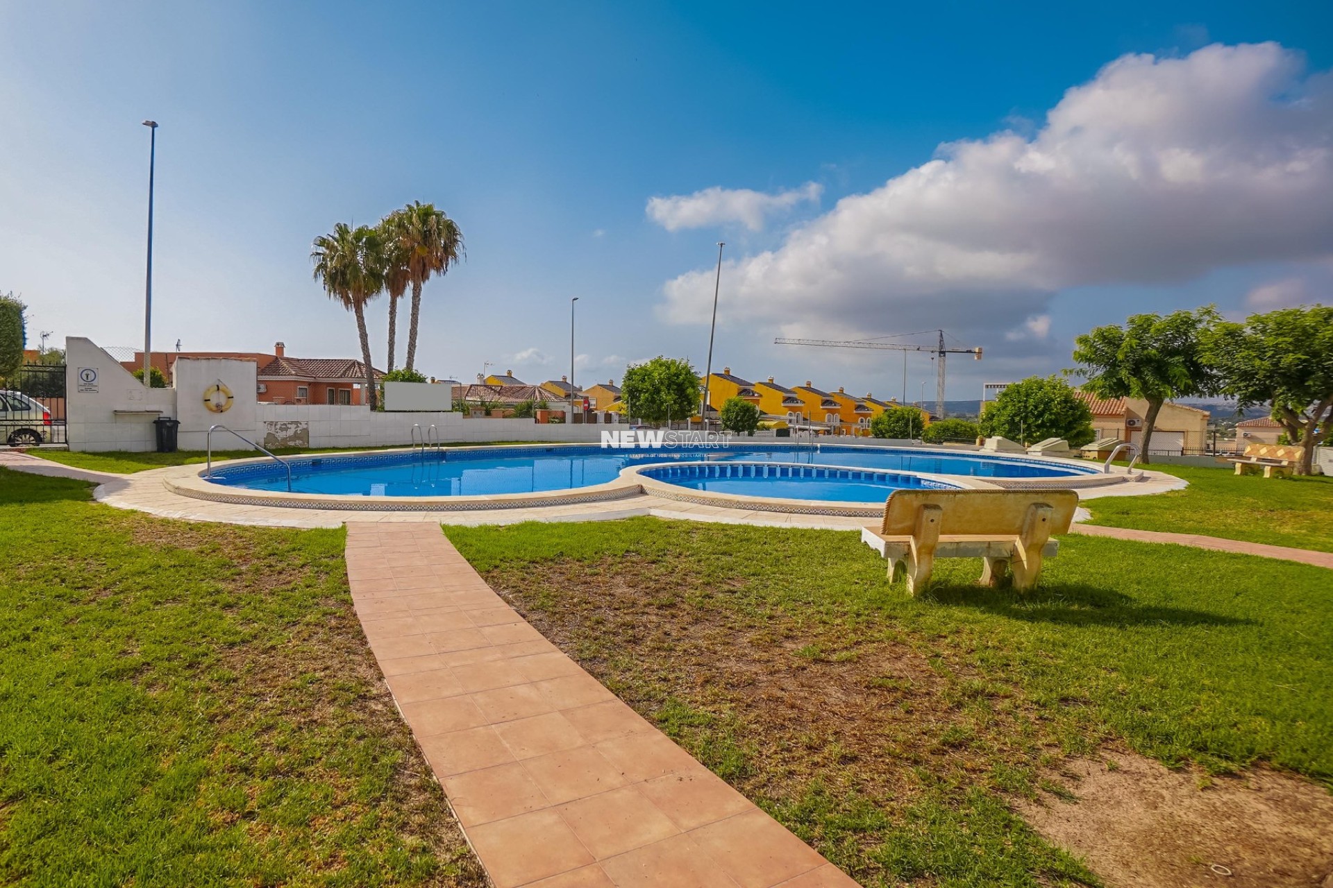 Resale - Quad - La Marina - Urb. La Marina