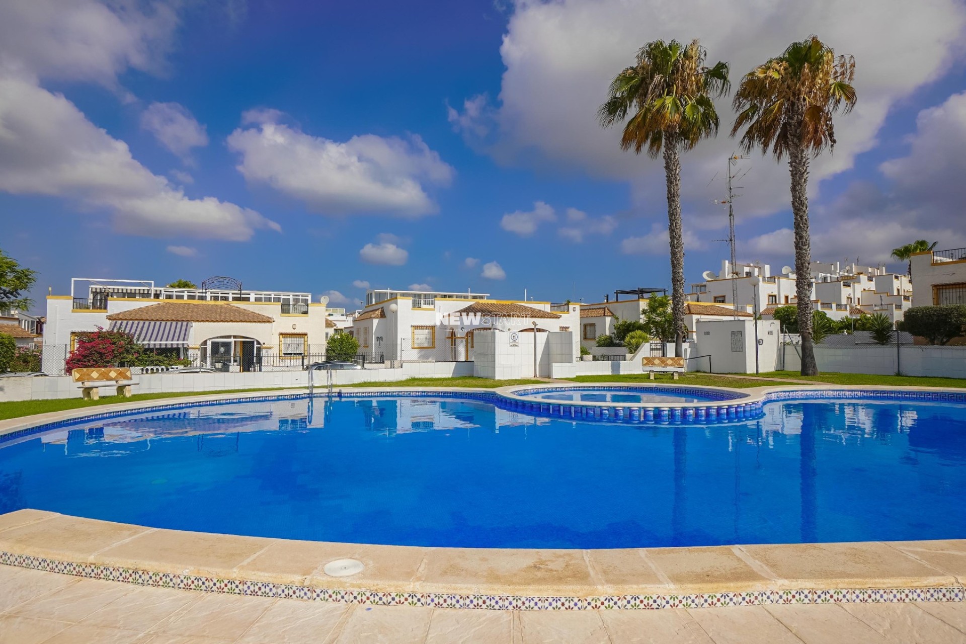 Resale - Quad - La Marina - Urb. La Marina