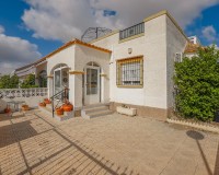 Resale - Quad - La Marina - Urb. La Marina