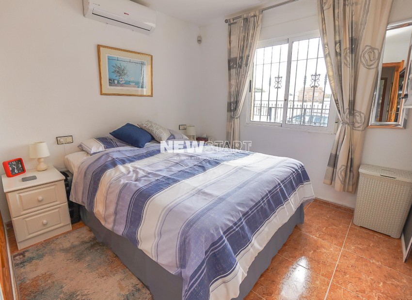 Resale - Quad - La Marina - Urb. La Marina