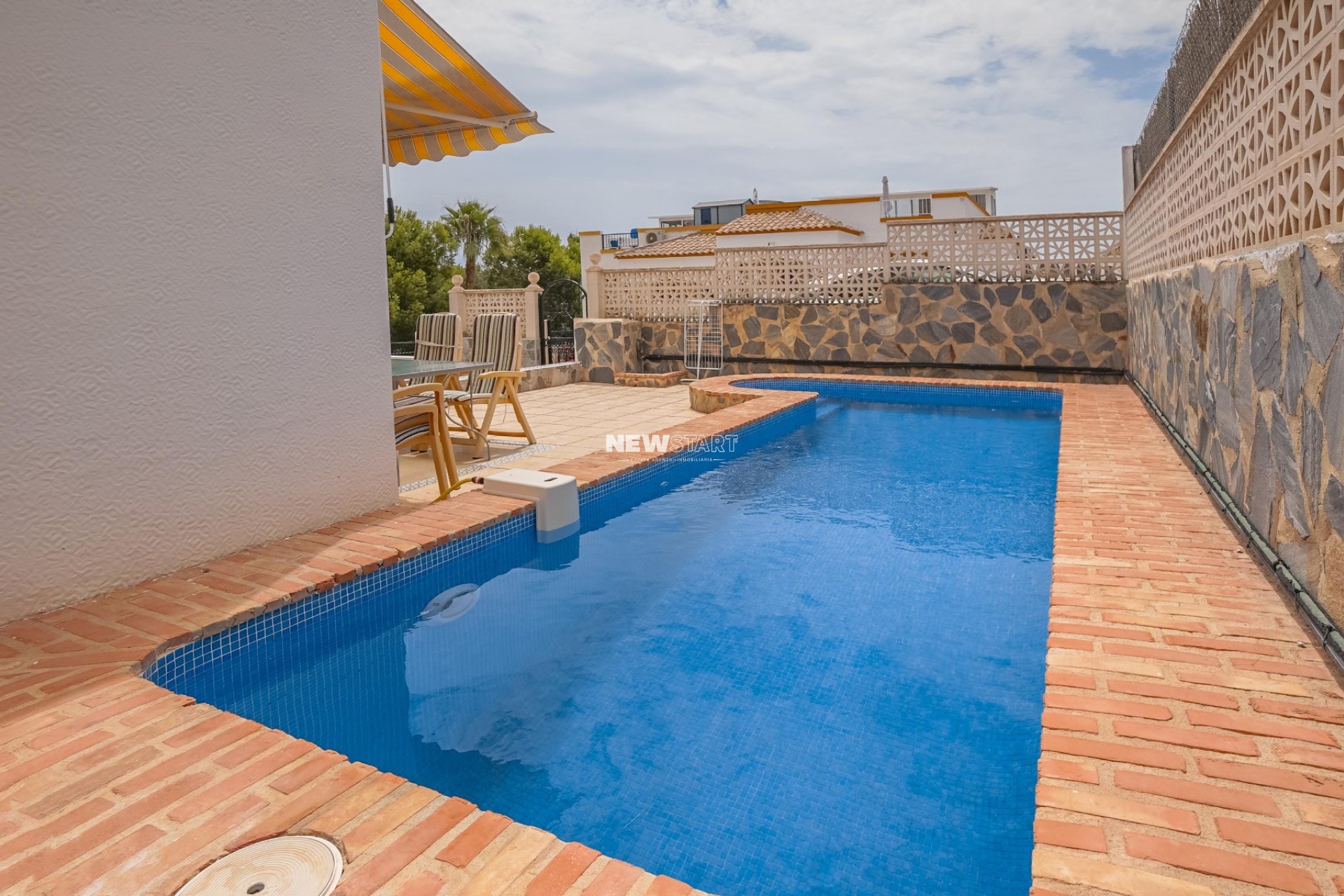 Resale - Quad - La Marina - Urb. La Marina
