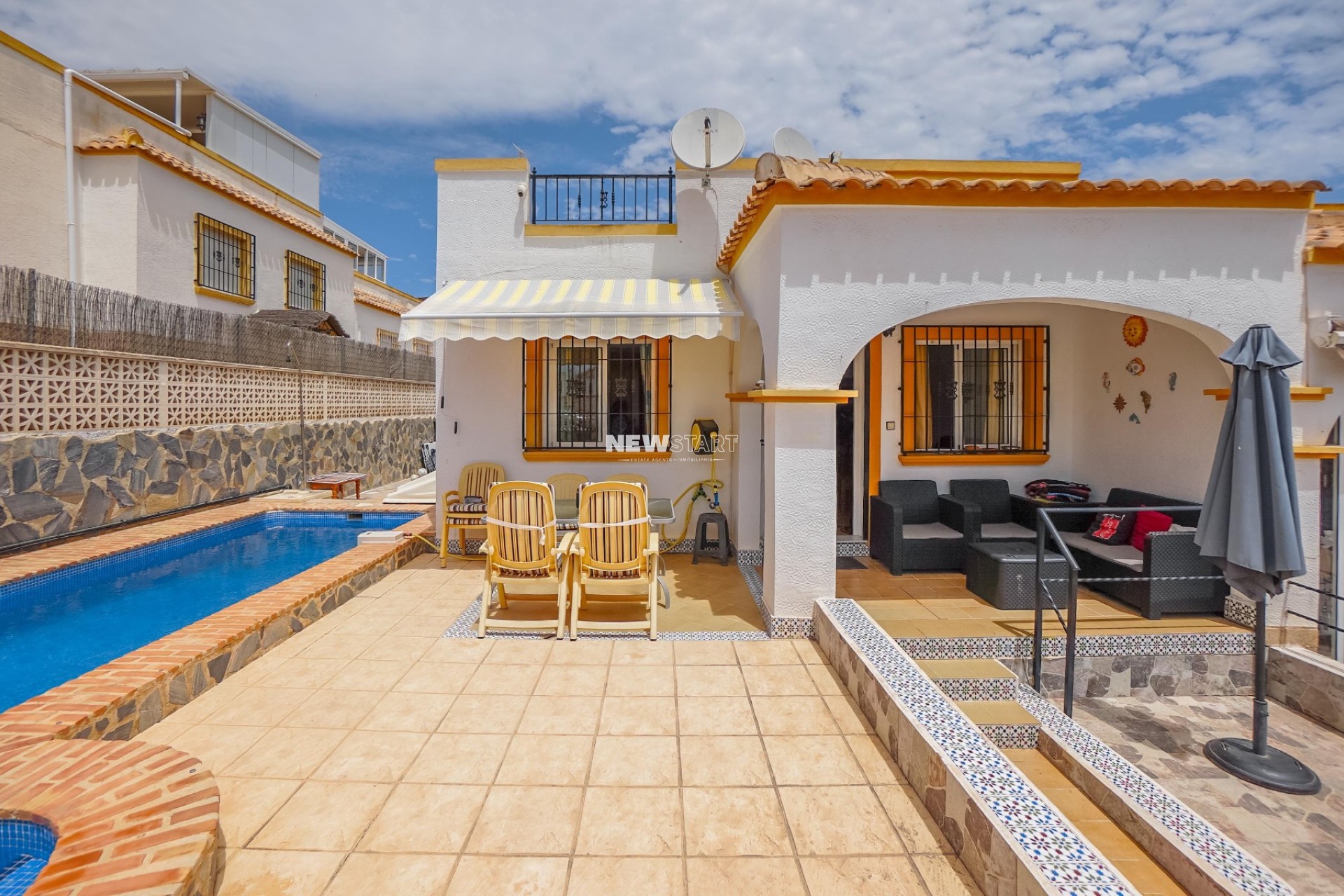 Resale - Quad - La Marina - Urb. La Marina