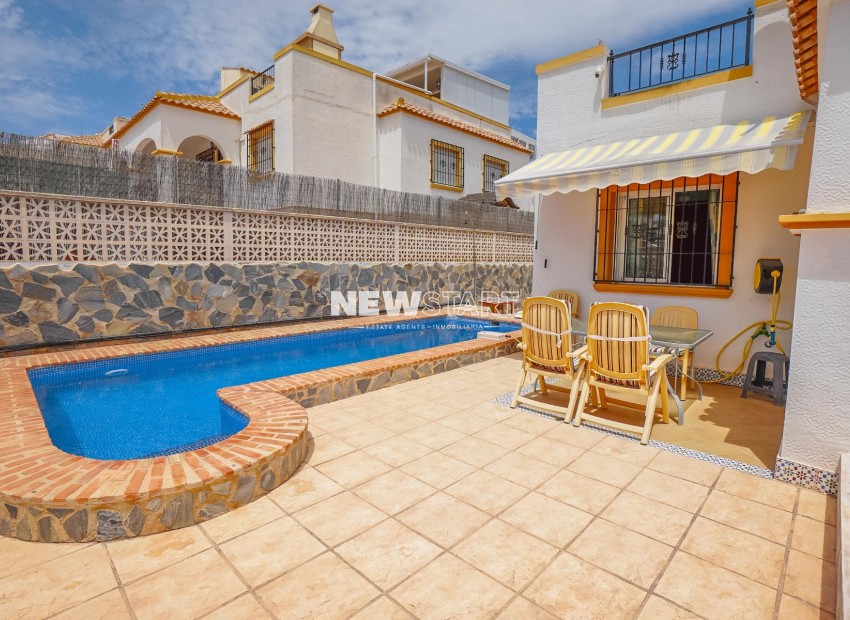 Resale - Quad - La Marina - Urb. La Marina