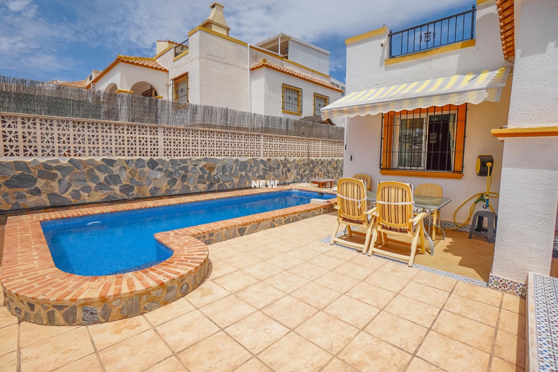 Resale - Quad - La Marina - Urb. La Marina