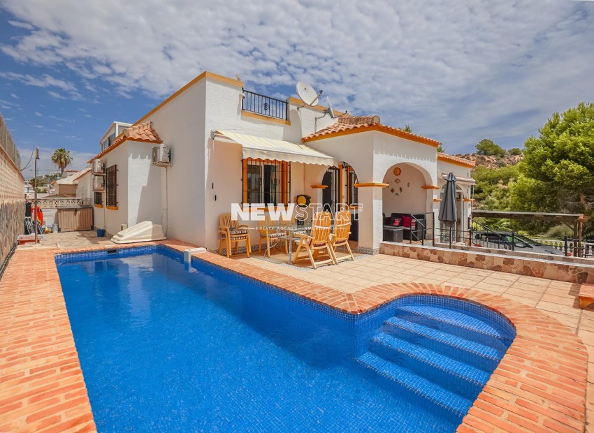 Resale - Quad - La Marina - Urb. La Marina