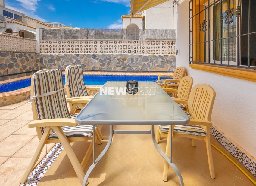 Resale - Quad - La Marina - Urb. La Marina