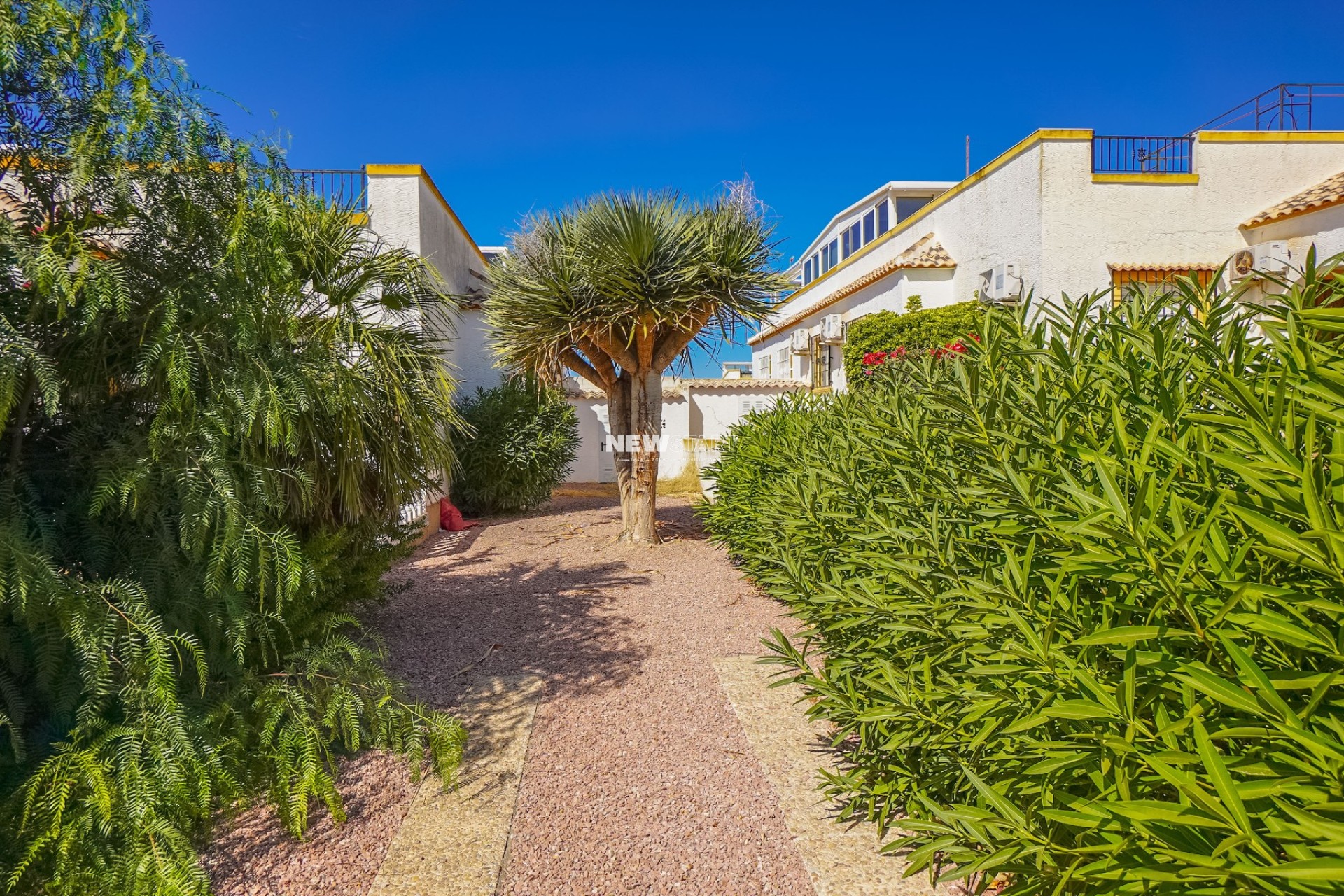 Resale - Quad - La Marina - Urb. La Marina