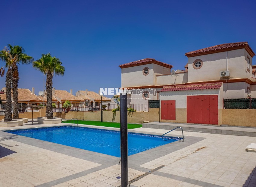 Resale - Quad - La Marina - Urb. La Marina