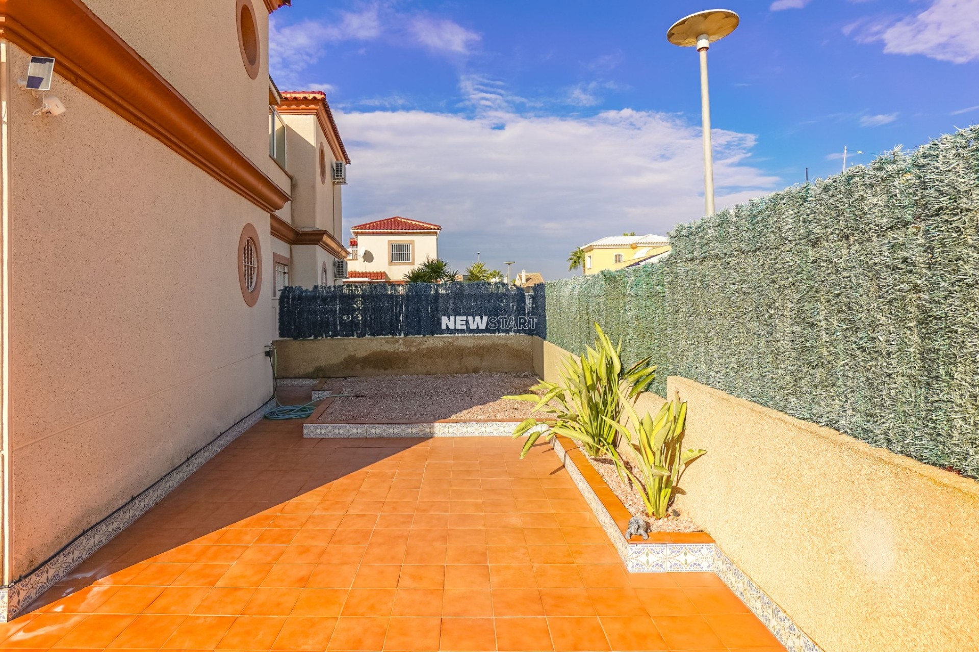 Resale - Quad - La Marina - Urb. La Marina