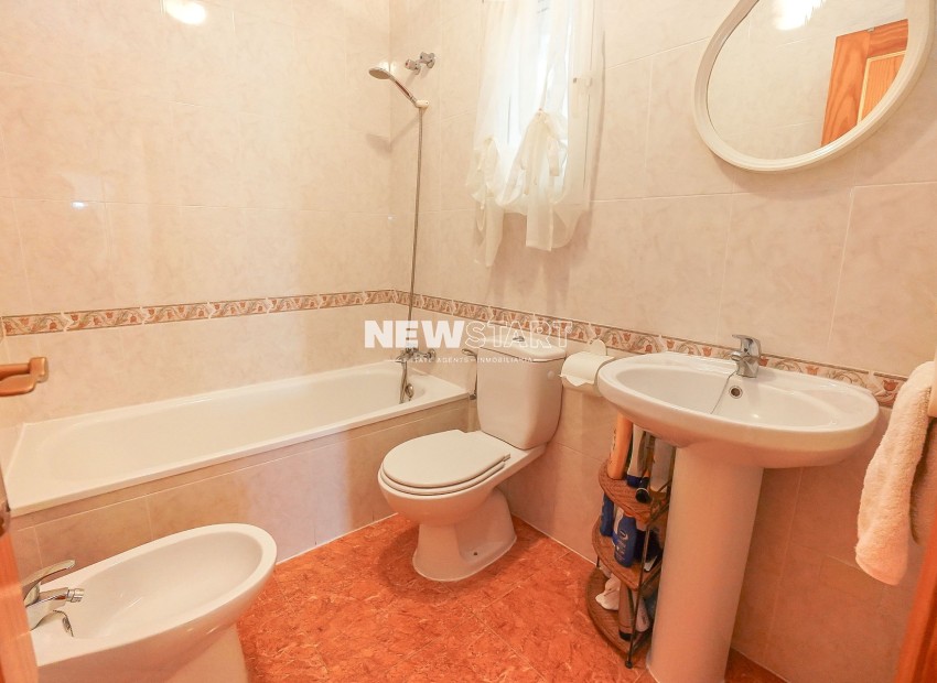 Resale - Quad - La Marina - Urb. La Marina