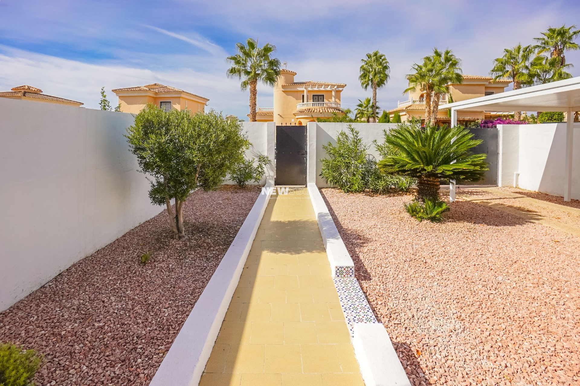 Resale - Quad - La Marina - Urb. La Marina