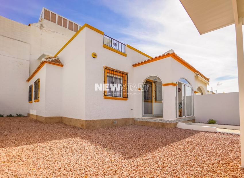 Resale - Quad - La Marina - Urb. La Marina